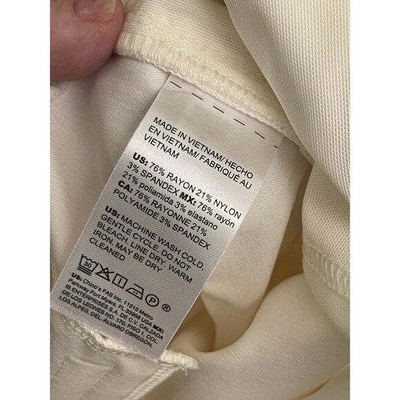 Chico's Brigitte Button-Hem Slim Ankle Pull On Pants Size 12 (2R) Travel - Picture 9 of 9